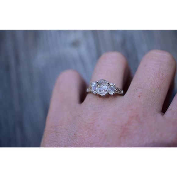 Raw Crystal Ring, Raw Stone Ring, Rings for Women, Stacking Ring, Raw Ge… - Picture 4 of 6